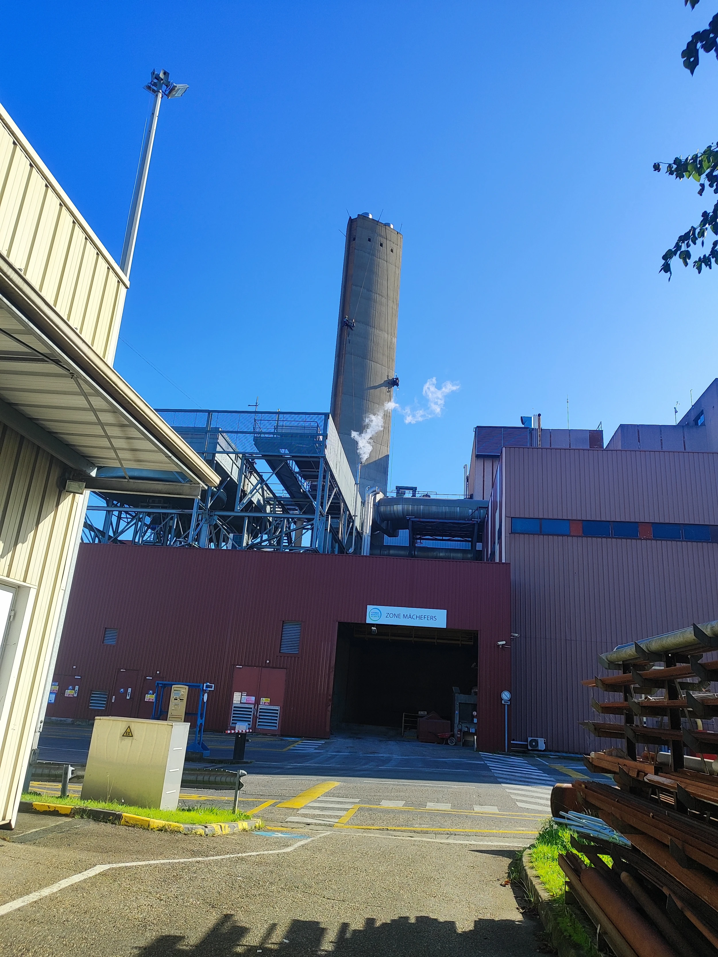 Intervention de cordistes MS Access pour une jolie cheminée chez DSA AQUITAINE à Cenon (industrie) – 10